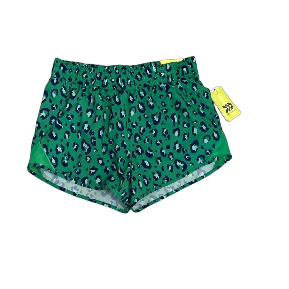 B6 New Women’s All in Motion Green Leopard 🐆 Print Athletic Shorts size Xs
